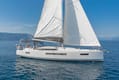 Sailboat Pileas – best yacht rental in Greece | Yacht4Less