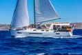 Explore BVI aboard Sailboat PYROLE | Yacht4Less