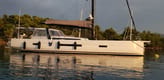 Explore Croatia aboard Sailboat Bahia Feliz V | Yacht4Less