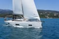 Explore Greece aboard Sailboat Dawn | Yacht4Less