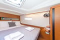 Sailboat Zheng Yi Sao (郑一嫂) charter deals in Greece | Yacht4Less