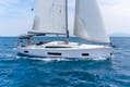 Sailboat Pebbles affordable yacht charter in Greece | Yacht4Less