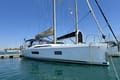 Sailboat Velvet Dice – best yacht rental in Greece | Yacht4Less