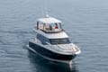 Explore Croatia aboard Motorboat Baby Indy | Yacht4Less