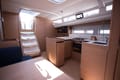 Discover Croatia on Sailboat Springbank | Yacht4Less