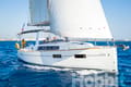 Sailboat Hobbit – best yacht rental in Greece | Yacht4Less