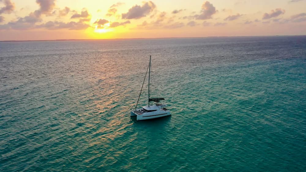 Yacht sail to Mexico
