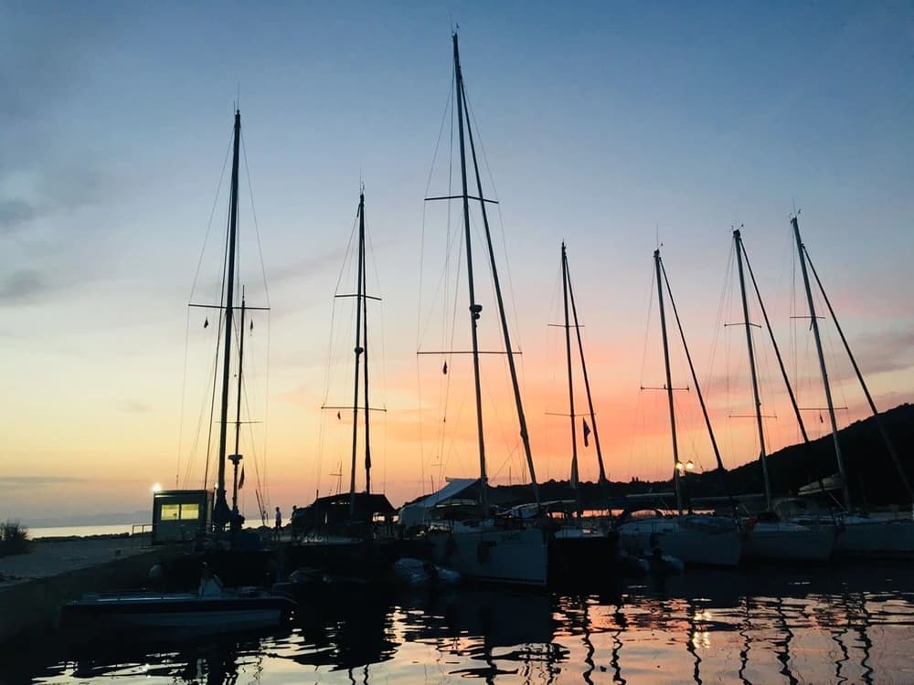 syvota mourtos marina facilities