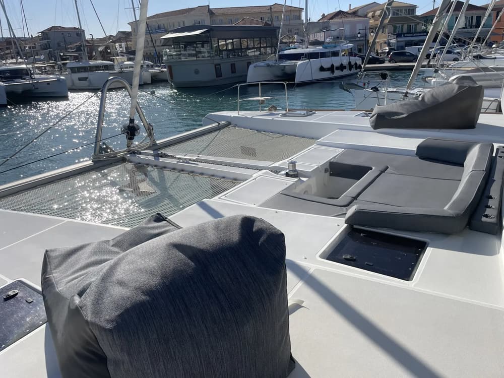 seasick on catamarans