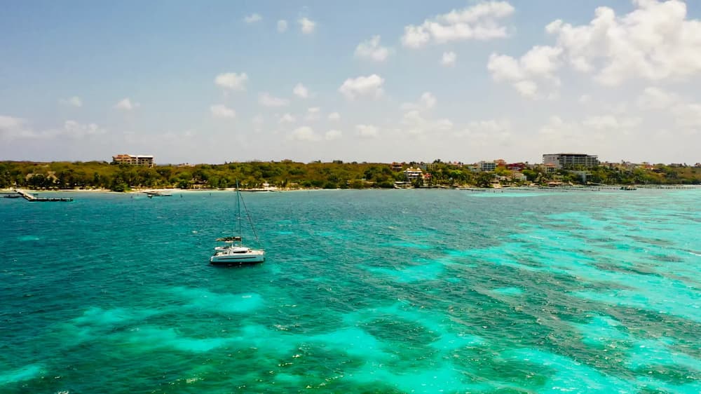 Yacht sail to Mexico