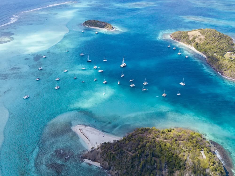 Yacht sail to Guadeloupe