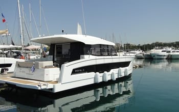 Power Catamaran MY ANGEL charter rental in Greece | Yacht4Less