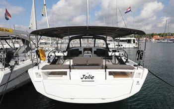 Jolie