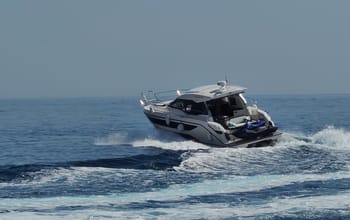 Motorboat Villa Jahta charter rental in Croatia | Yacht4Less