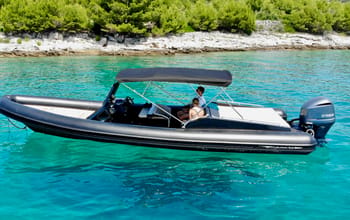Rib Lux Lolivul 9 charter rental in Croatia | Yacht4Less