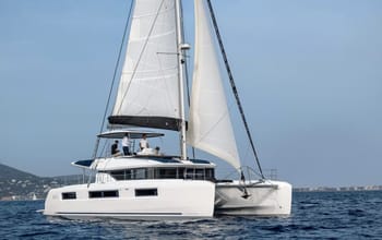 Catamaran Arctic Dream charter rental in Norway | Yacht4Less