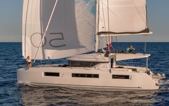 Nauti Cat