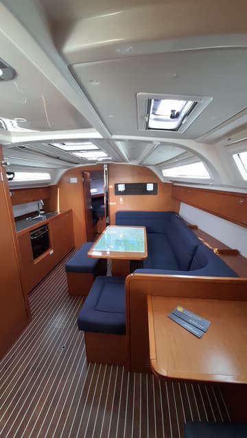 Sailboat Optasia available for yacht charter in Greece | Yacht4Less