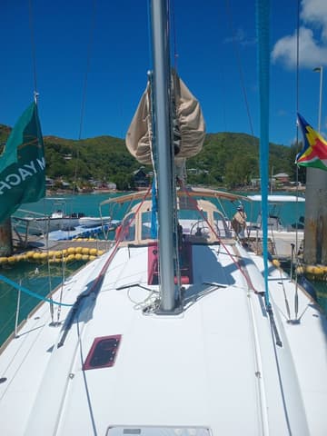 Best Price for a Sailboat OFFENBACH rental in Seychelles | Yacht4Less