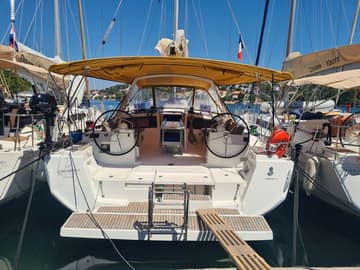 Sailboat STROMBOLI charter rental in Croatia | Yacht4Less