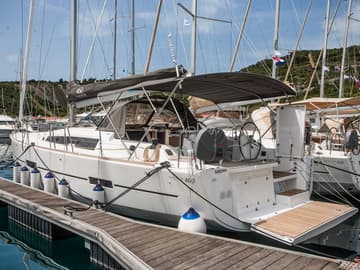 Sailboat Lisabet charter rental in Croatia | Yacht4Less