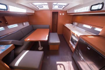 Sailboat LIPSI  charter rental in Croatia | Yacht4Less
