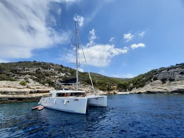 Catamaran Adriatic Cheetah available for yacht charter in Croatia | Yacht4Less