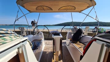 Sailboat VALENCIA available for yacht charter in Croatia | Yacht4Less