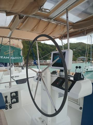 Catamaran JAMALAC  available for yacht charter in Seychelles | Yacht4Less