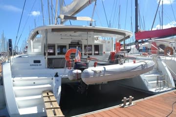 Catamaran DIVALTO charter rental in Caribbean | Yacht4Less