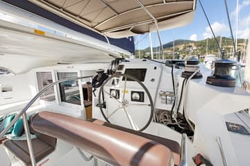 Catamaran TRAVIATA 1  available for yacht charter in Australia | Yacht4Less