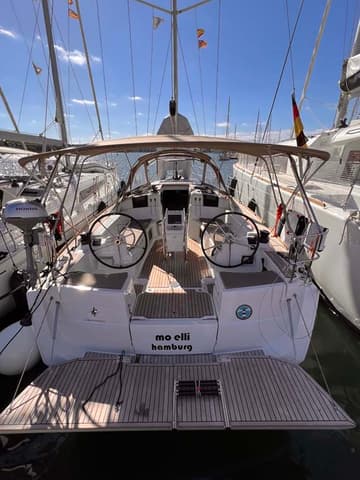 Sailboat MoElli charter rental in Spain | Yacht4Less