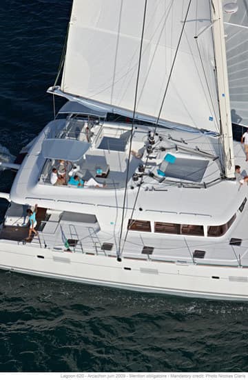 Catamaran DREAM MARTINIQUE  available for yacht charter in France | Yacht4Less
