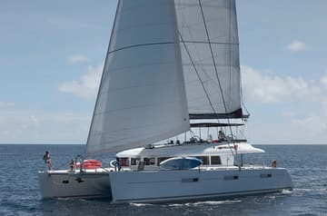 Best Price for a Catamaran DREAM MOOREA  rental in French Polynesia | Yacht4Less
