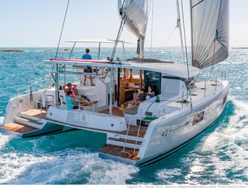 Catamaran BIMINI available for yacht charter in Spain | Yacht4Less