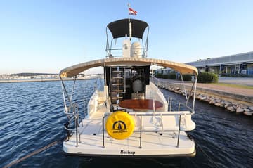 Motorboat Backup charter rental in Croatia | Yacht4Less