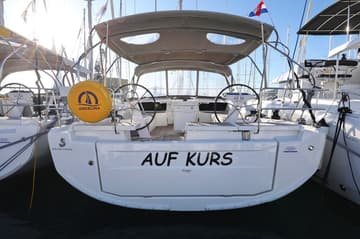 Sailboat Auf Kurs charter rental in Croatia | Yacht4Less