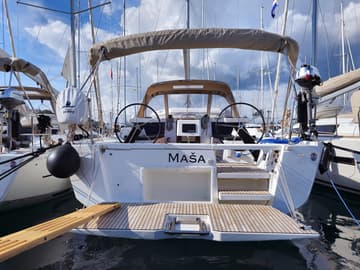 Sailboat Maša charter rental in Croatia | Yacht4Less