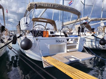 Sailboat Maša available for yacht charter in Croatia | Yacht4Less