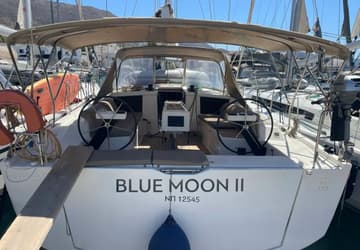 Sailboat Blue Moon II charter rental in Greece | Yacht4Less