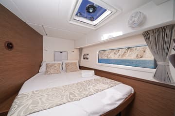 Catamaran Catalina available for yacht charter in Greece | Yacht4Less