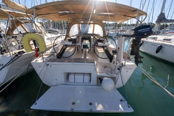 Sailboat TITI LOLO III  charter rental in France | Yacht4Less
