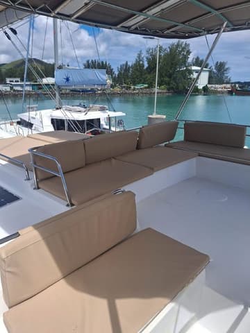 Catamaran SPIREE  available for yacht charter in Seychelles | Yacht4Less