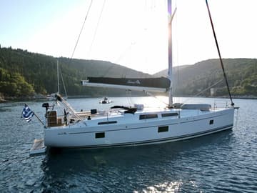 Sailboat Artemis charter rental in Greece | Yacht4Less