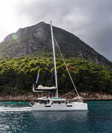 Catamaran Blue Velvet available for yacht charter in Greece | Yacht4Less