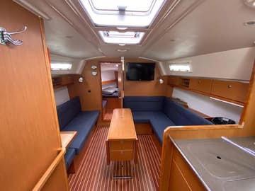 Sailboat Bluesbreaker available for yacht charter in Netherlands | Yacht4Less