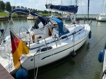 Sailboat Magic Mouse charter rental in Netherlands | Yacht4Less