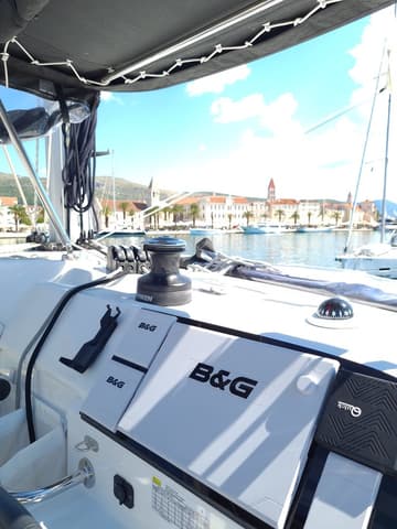 Catamaran Sailing Point available for yacht charter in Croatia | Yacht4Less