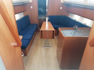 Sailboat Maki I available for yacht charter in Croatia | Yacht4Less