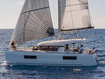 Catamaran Monarch available for yacht charter in Croatia | Yacht4Less